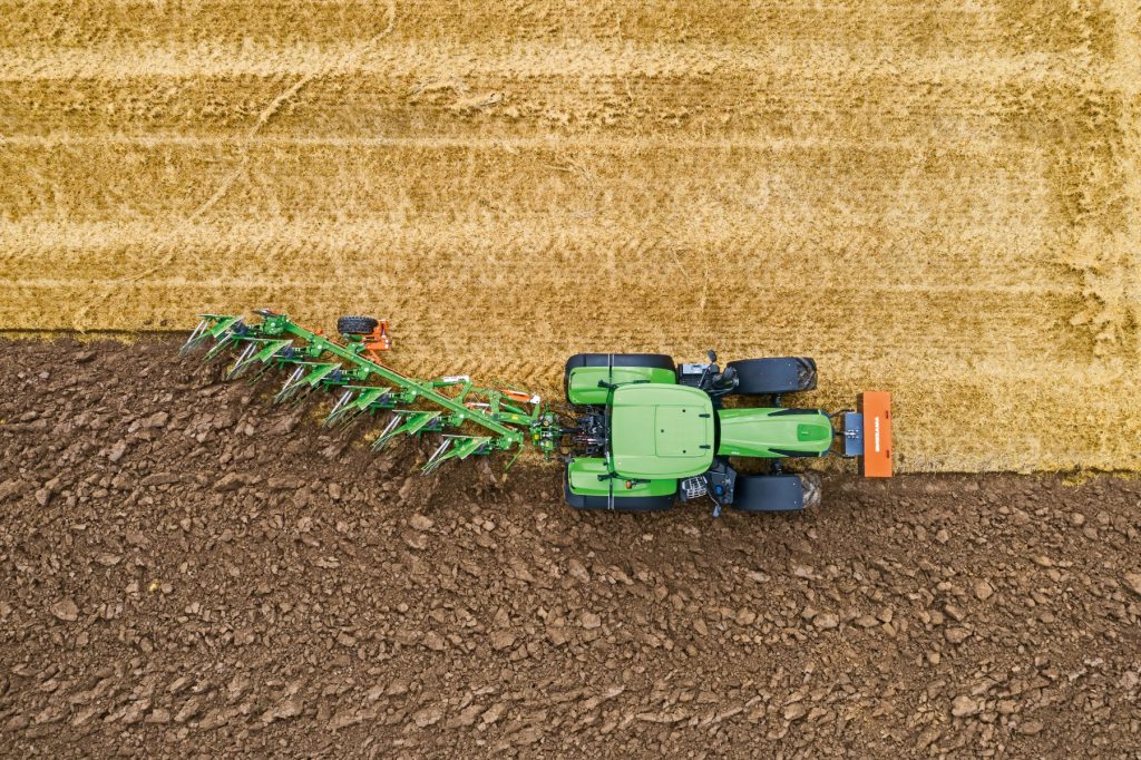 Du silex au drone : une (r)évolution de machines